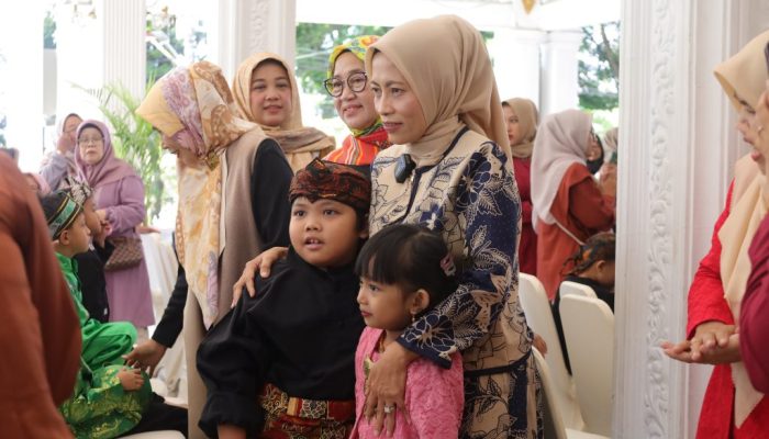 Hari Kartini, TK Pertiwi Kuningan Kunjungi Pendopo Bupati dengan Nuansa Budaya Nusantara