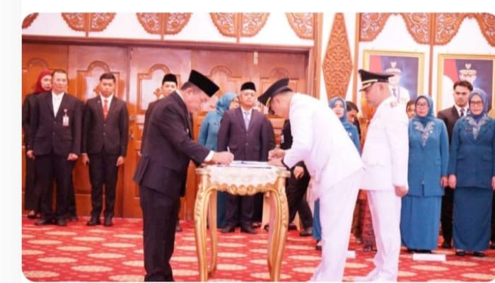Dedy-Dayat Resmi Dilantik oleh Al Haris, Siap Bawa Perubahan untuk Bungo Baru