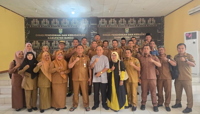 Kadisdik Bungo Klarifikasi Terkait Hembusan Berita Miring Isu Jual Beli Jabatan Kepsek