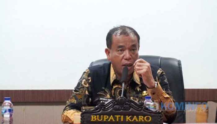 Bupati Karo Pimpin Rapat Penataan Jalan dan Jalur Drainase serta Lalu Lintas Berastagi