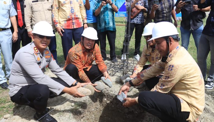 Kapolres Aceh Utara Pimpin Peletakan Batu Pertama Pembangunan Pos Lantas