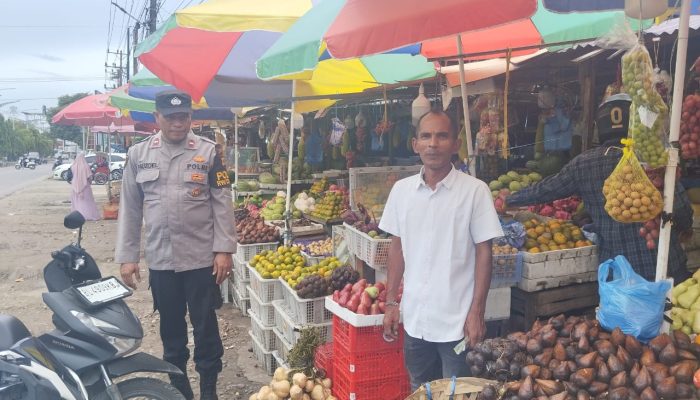 Patroli Rutin Polsek Lhoksukon di Pusat Keramaian Demi Menjaga Kamtibmas