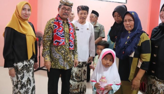 Bupati Imron Luncurkan Program Desa Sehat di Bakung Lor