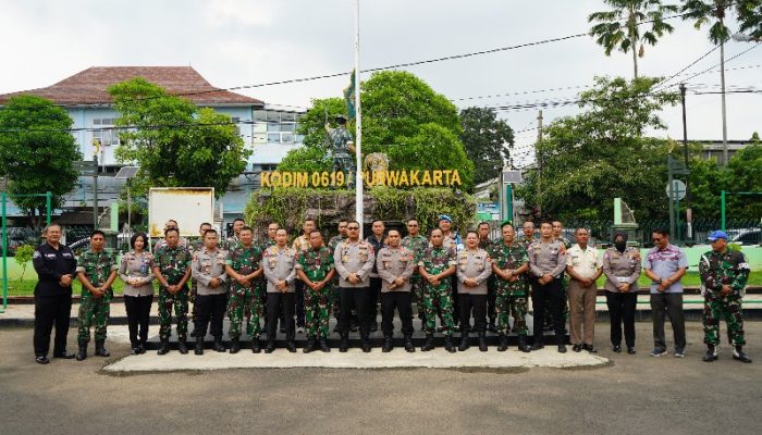 Jaga Kekompakan TNI – Polri, Kapolres Purwakarta Rayakan Hari Jadi Ke -79 Kodam III Siliwangi