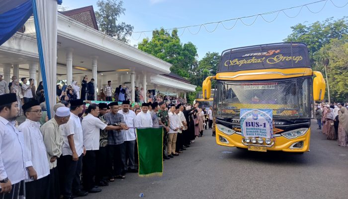 Pemko Langsa Lepas 186 Calon Jama’ah Haji Tahun 2025
