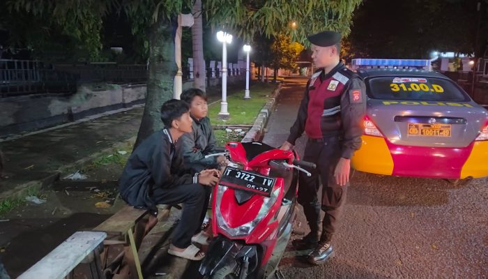 Patroli Dialogis, Polres Purwakarta Sampaikan Imbauan Ke Masyarakat