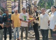 PWO Aceh Utara Datangi Korban Kebakaran Alue Bili Rayeuk dan Serahkan Santunan