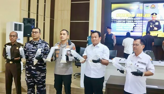 Polres Pacitan Gagalkan Penyelundupan 27.650 Benih Lobster Ilegal Senilai Rp500 Juta, Dua Pelaku Ditangkap!