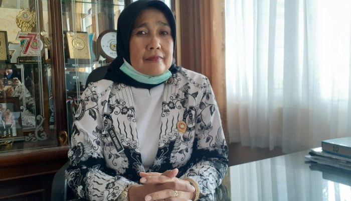 Hj.Yeyet Nurhayati, S.Pd. Siap Lanjutkan Kepemimpinan Menuju PGRI Kab. Cirebon Semakin Kuat dan Bermartabat.