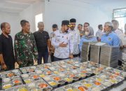 Cek Langsung Kelapangan, Bupati Al-Farlaky Tinjau Dapur Makan Bergizi untuk Anak Sekolah