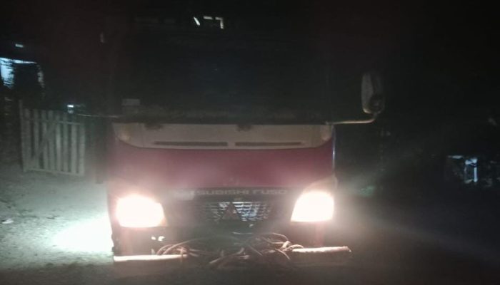 Ilegal Logging di Kuantan Mudik – Kuansing Semakin Menggila, 6 Unit Cold Diesel Berisikan Kayu Lalu Lalang di Teratak