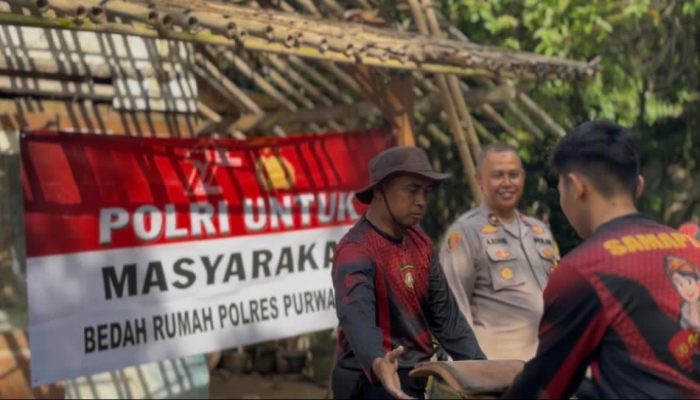 HUT Bhayangkara ke 79, Polres Purwakarta Gelar Kegiatan Bedah Rumah