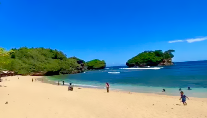Digitalisasi Tiket Wisata di Pacitan: Solusi Modern atau Tantangan Baru?