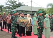 Kodim 0428/Mukomuko Gelar Acara Kenal Pamit, Letkol Inf Andri Suratman Serahkan Tongkat Komando Kepada Letkol Inf Yokki Firmansyah, S.H., M.Han