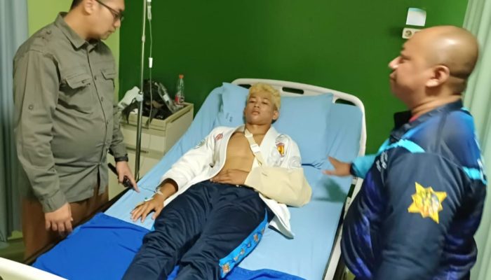 Mas Dokter Rizal Wabup Mojokerto Jenguk Atlet Jujitsu Cedera, Aloysius Boy Fran Sinaga Di Porprov Jatim