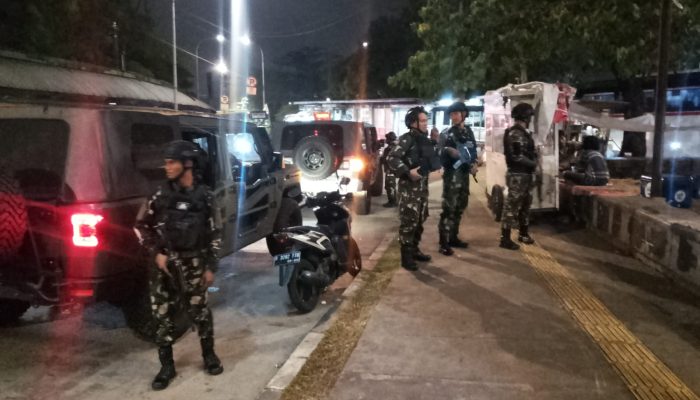 Ciptakan Kondusifitas Wilayah, Koramil 03/Pasar Rebo, Ciracas Giat Rutin Patroli Malam