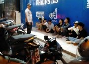 Ingatkan Pelajar Soal Jam Malam, Polisi Di Purwakarta Gelar Patroli Edukasi