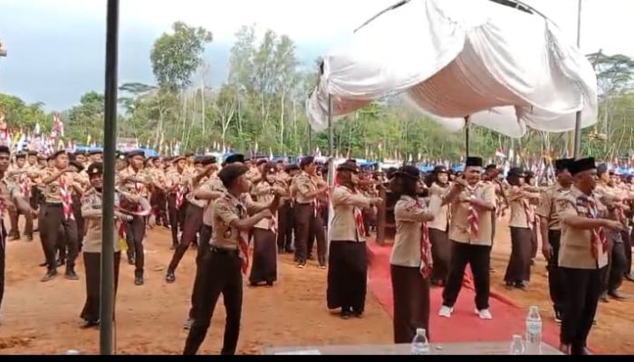 Sekitar Seribu Lima Ratus Anggota Pramuka Kwartir Ranting Way Serdang Terjebak Dalam Lumpur Bumi Perkemahan