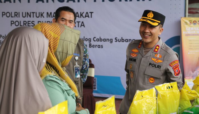 Gerakan Pangan Murah Polres Purwakarta Di serbu Warga