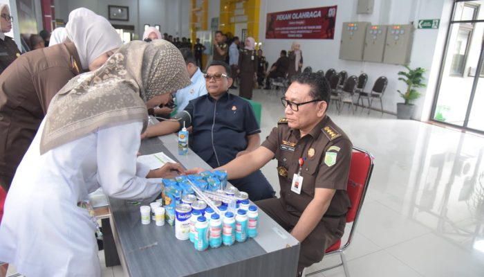 HUT Kejaksaan RI Ke-80, Kejati Aceh Gelar Aksi Donor Darah