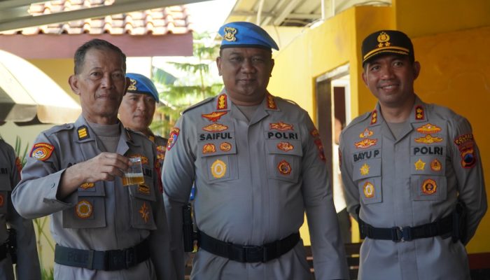 Tak Hanya Periksa Anggota, Kabidpropam Polda Jateng Juga Hadirkan Pasar Murah untuk Warga Tegal