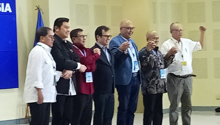 Wamen komdigi buka kongres persatuan PWI 2025 pra kongres,calon ketum dan ketua DKP,peserta tim penjaringan tanda tangani Fakta integritas