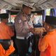 Polantas Polsek Tualang Menyapa, Siswa SD IT Nurul Ilmi Dapat Edukasi di Bus Sekolah dan Snack Spesial HUT Lalu Lintas ke-70*