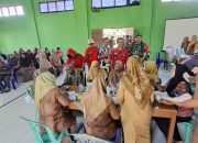 ratusan warga mukomuko ikuti pengobatan gratis dalam rangka memperingati hut tni ke-80 kodim 0428/mukomuko bersama dinas kesehatan kabupaten mukomuko 3 IMG 20250915 WA0024