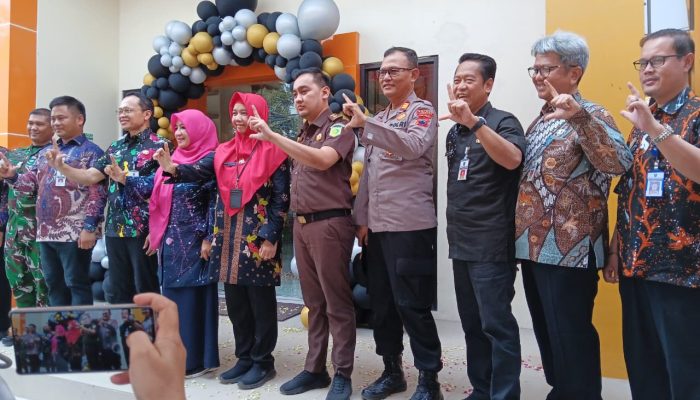 Bupati Tegal Resmikan Gedung Layanan Perpustakaan Soekarno-Hatta