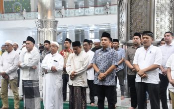 Walikota Jefri Santana Kukuhkan Pengurus Mesjid Agung Darul Falah Kota Langsa Masa Bakti 2025-2030. 8 IMG 20250927 WA0016