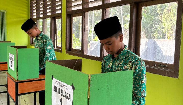 satu surat suara,seribu harapan pemilihan osim mtsn 2 tanjabtim sukses di gelar 2 Fb Img 1760807506647