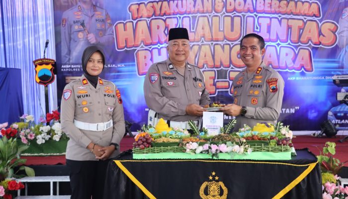 Polres Tegal: Setiap Langkah Di Jalan Raya Adalah Pengabdian, Setiap Senyum Pelayanan Adalah Kehadiran Polri