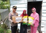 Polres Mukomuko Gelar Bansos di Kampung Nelayan