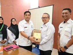 Setda Kabupaten Cirebon Serahkan 403 Berkas Arsip Statis ke Disarpus