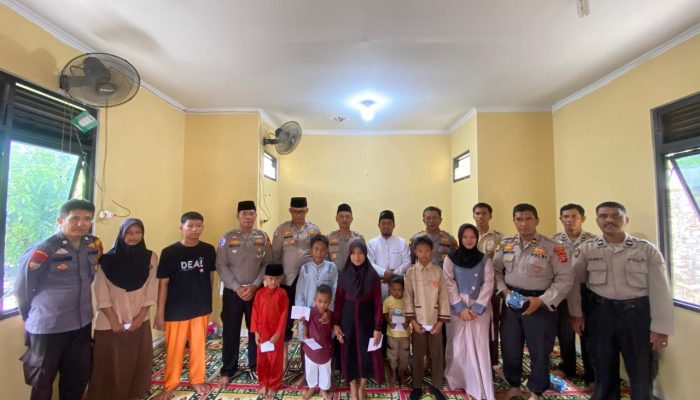 Polsek Kandis Gelar Kegiatan Binrohtal dan Santunan Anak Yatim Piatu, Wujud Kepedulian dan Pembinaan Mental Personel