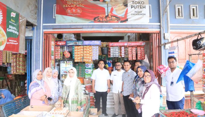 Pastikan Harga Sesuai HET, Satgas Pengendalian Harga Beras Sidak Pasar Lhoksukon