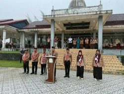 ditengah hujan deras wabup t.zainal pimpin upacara jambore pramuka 28 14 01 11 Img 20251122 121258