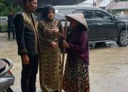 Kisah Pertemuan Tak Terduga Wabup T. Zainal Abidin dengan Nenek Jompo Usai Upacara HUT Aceh Timur ke-69. 2 FB IMG 1763985182776