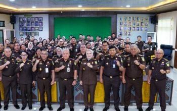 Harli Siregar Kunjungi Kejari Deli Serdang; Berantas Korupsi dan Pulihkan Keuangan Negara 5 IMG 20251112 WA0078 768x336