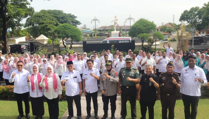Peringati HKN ke-61, Pemkab Cirebon Tegaskan Komitmen Transformasi Kesehatan