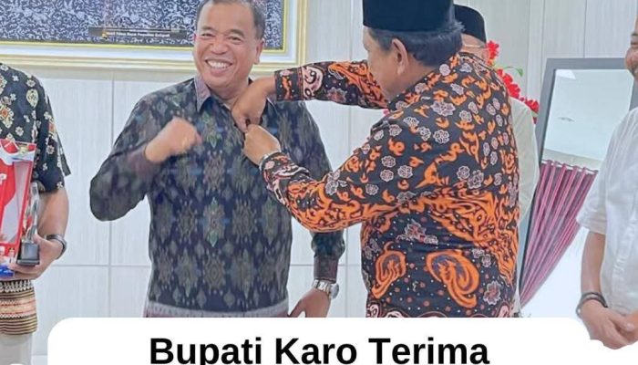 Bupati Karo Terima Pin Merah Putih dari Wagub Bengkulu