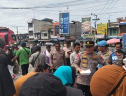 Polri Untuk Masyarakat, Polsek Sunggal Laksanakan Jum’At Barokah “Rezeki Yang Kita Dapat, Ada Bagian Orang Lain”