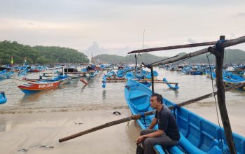 nelayan benur di pacitan mengeluh kelaparan, desak pemerintah segera terbitkan payung hukum baru 5 Img 20251127 Wa0053