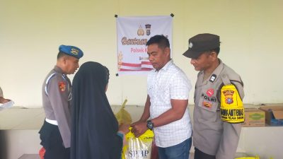Polsek Kandis Salurkan Bantuan Sosial Untuk Masyarakat Suku Sakai, Wujud Kepedulian Dan Kehadiran Negara