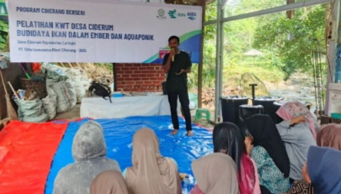 PT Tirta Investama dan TPS Tajug Dorong Ketahanan Pangan Lewat Budikdamber dan Aquaponik