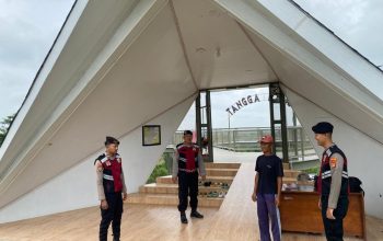 patroli kota presisi sat samapta polres tulang bawang sambangi pusat keramaian, ciptakan rasa aman di wilkum menggala 4 Img 20251206 Wa0035