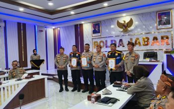 bhabinkantibmas polres purwakarta raih juara ii laporan bos v2 se-polda jabar pada tahunan binmas 2025 4 Img 20251209 Wa0049