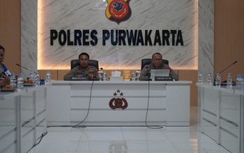 polres purwakarta ikuti anev mingguan quick wins. presisi secara daring 5 Img 20251209 Wa0054