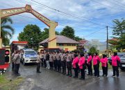 Polres Mukomuko Dan Bhayangkari Salurkan Bantuan Sosial Untuk Korban Banjir Di Sumatera Barat