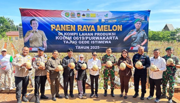 Wakili Kapolres Purwakarta, AKP Randy Freshtiadi Ikuti Coffe Morning dan Panen Raya Melon.